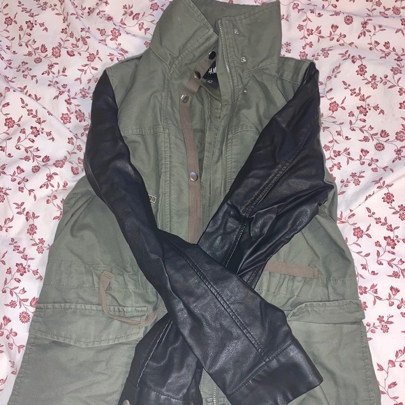 H&M Jacket - Picture 2 of 2